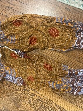 Printed Cropped Jumpsuit in Mustard and Rust Sunburst